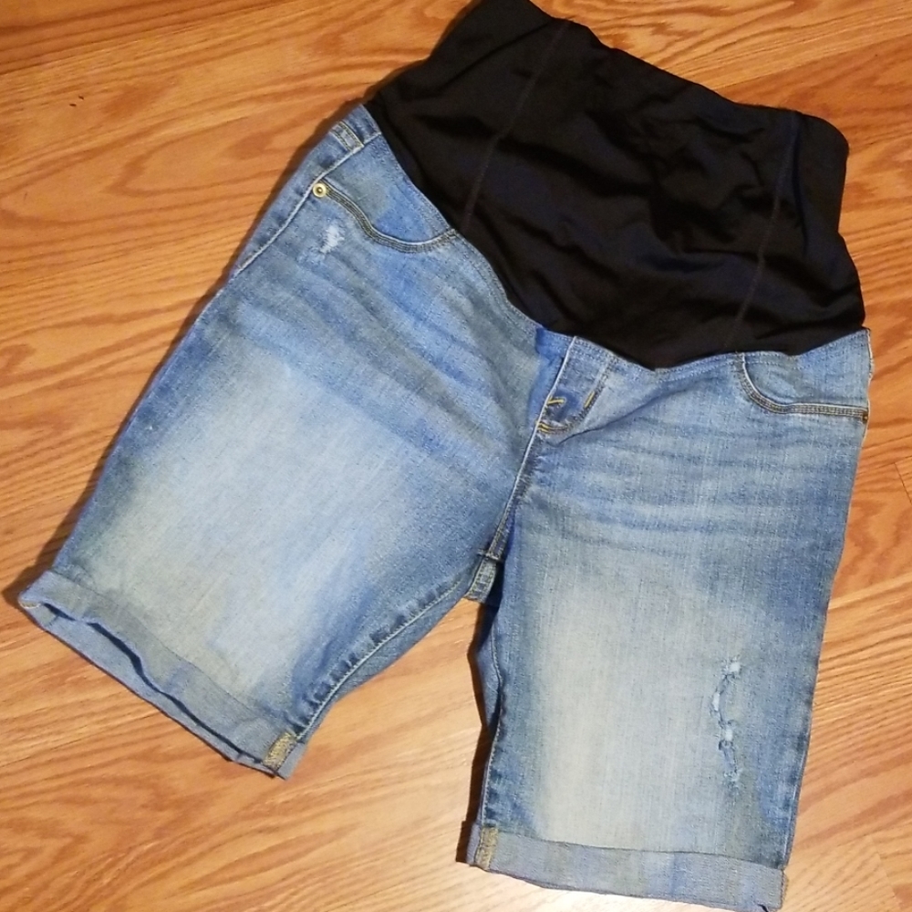 Isabel bermuda short maternity‎ 10